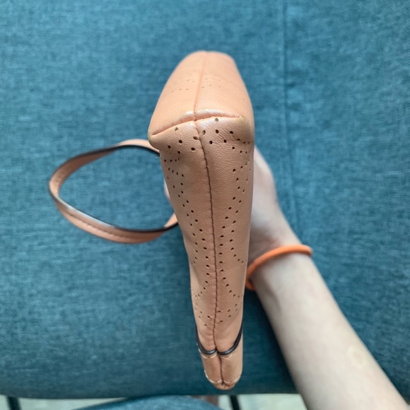 Coach wristlet - Picture 7 of 7